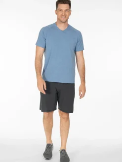 tasc Carrollton Fitness V-Neck T-Shirt | Men's Apparel | Performance